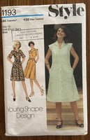 Style 1193 vintage 1970s dress pattern Bust 34 inches
