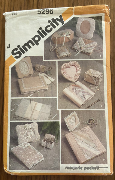 Simplicity 5296 vintage 1980s Marjorie Puckett desk and dresser accessories sewing pattern.
