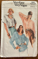 Vogue 9880 vintage 1980s blouse sewing pattern. Bust 31 1/2 - 32 1/2 - 34 inches.
