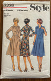 Style 2236 vintage 1970s dress sewing pattern Bust 34 inches