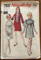 Simplicity 7932 vintage 1960s teen dress sewing pattern