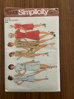 Simplicity 7073 vintage 1970s dress pattern. Bust 42 inches