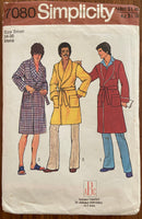 Simplicity 7080 vintage 1970s dressing gown robe pattern. Chest 34 - 36 inches