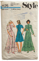 Style 1125 vintage 1970s dress pattern. Bust 36 inches