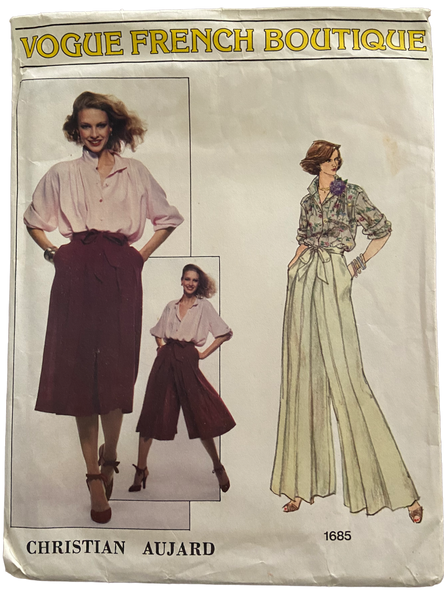 Vintage 1970s Vogue French Boutique 1685 Christian Aujard blouse and culottes pattern. Bust 31.5 inches.