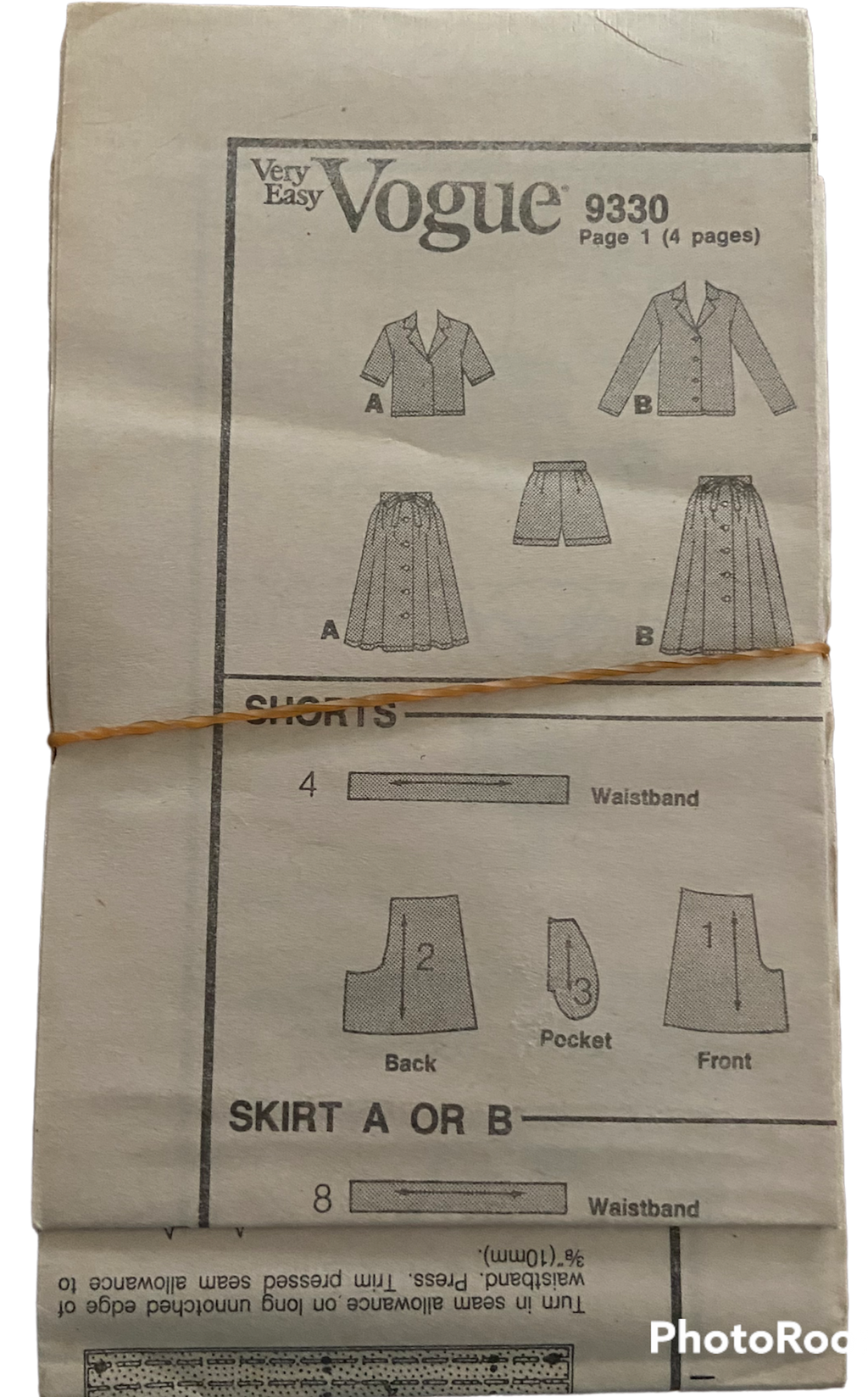 Vogue 9330 vintage sewing pattern 1980s shirt, skirt, shorts  pattern 30.5, 31.5, 32.5 inch bust. WOUNDED BARG