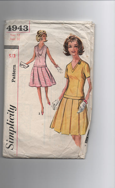 Simplicity 4943 vintage 1960s dress sewing pattern